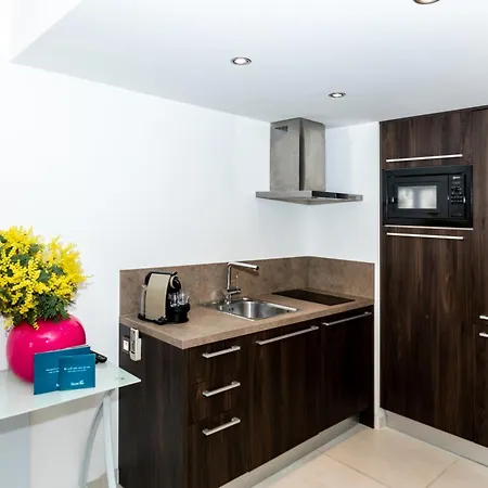 Sweett - Maison Blanche Apartment