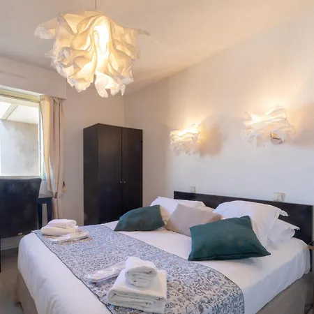 Sweett - Maison Blanche Apartment *